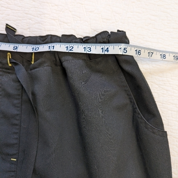Figs Women's Black Scrubs Pants M Multi pockets Loose Straight Leg - Picture 9 of 11